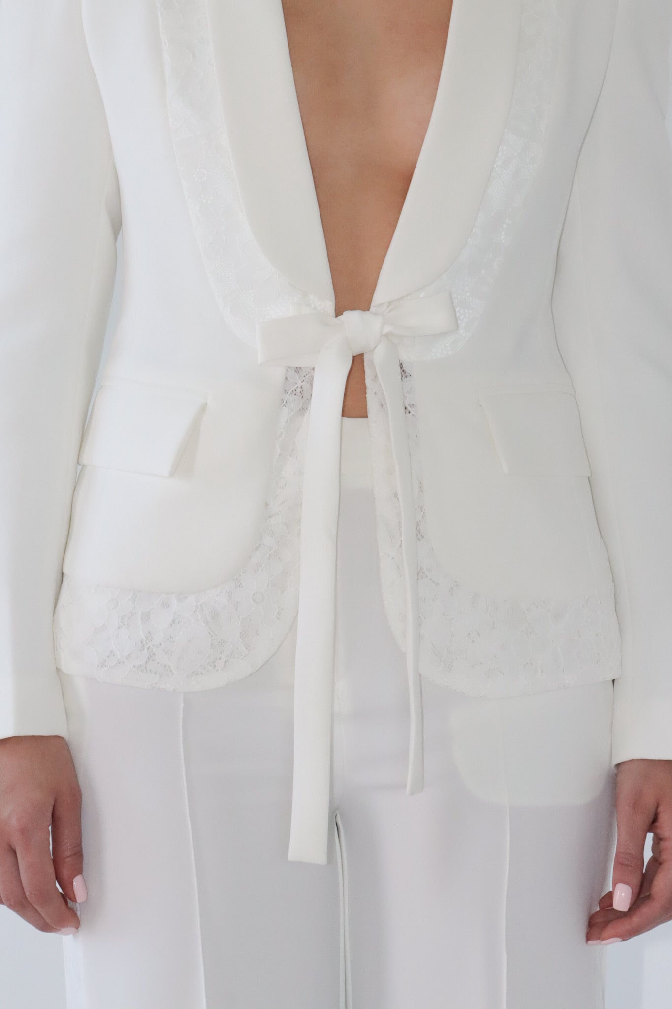 Montega Suit
